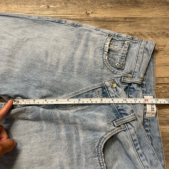 Agolde Criss Cross Upsized Jean Suburbia Light Wash Size 25 Loose High Rise - Picture 4 of 14